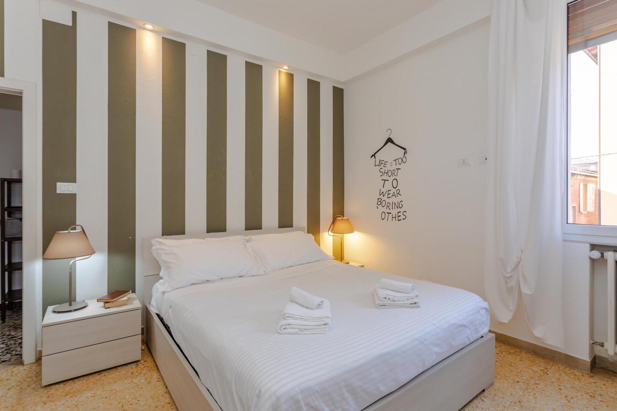 Family 3 Apartment Bologna Exterior photo