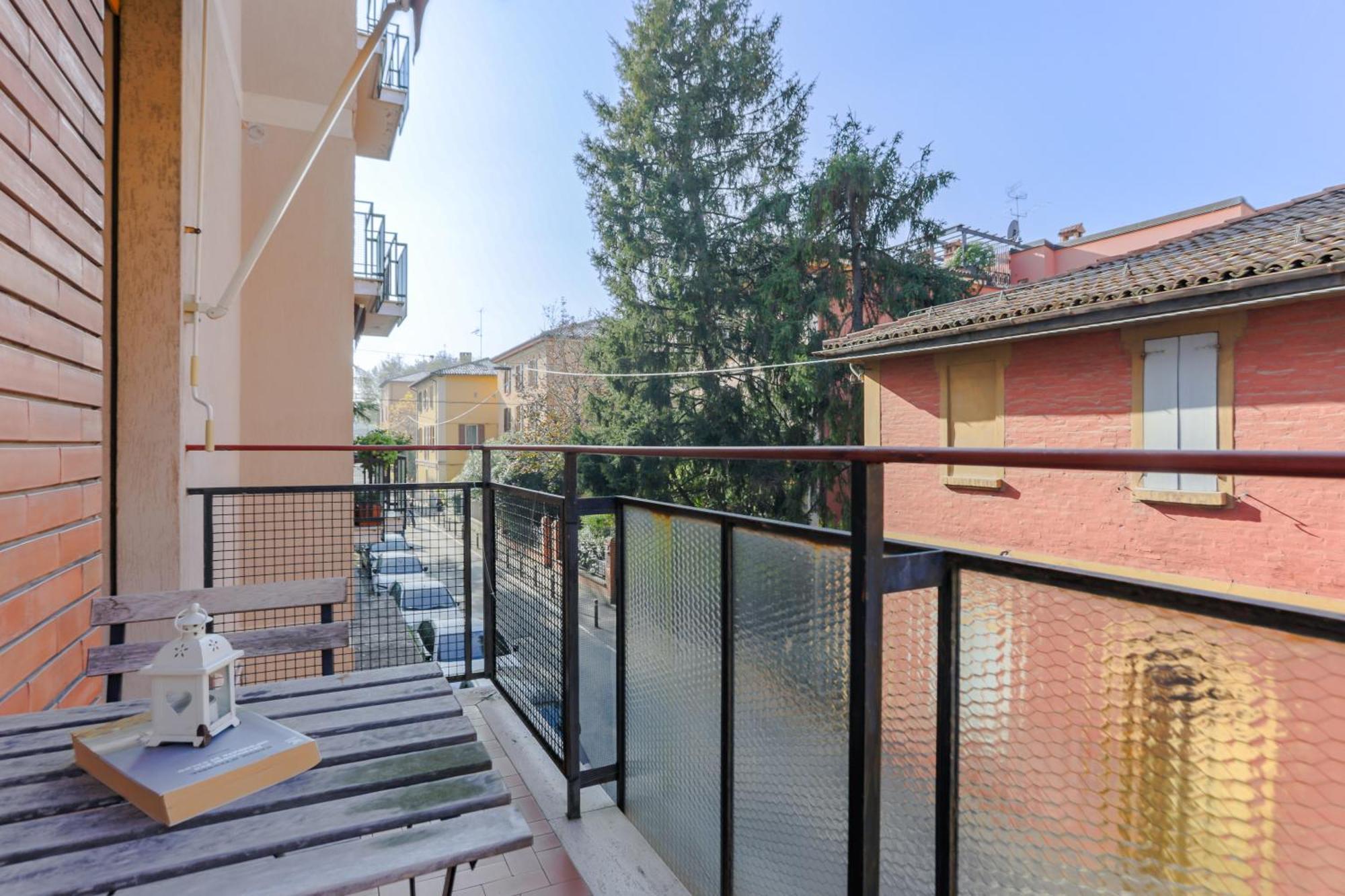 Family 3 Apartment Bologna Exterior photo